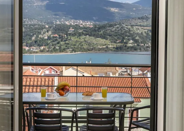 Vibes 9 Argostoli (Kefalonia)